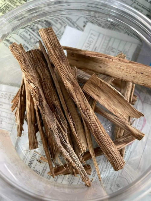 Agarwood chips 3